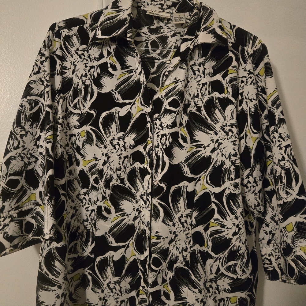 Apparenza Floral Black and White Women Blouse